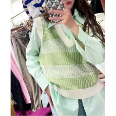 批发韩系<b class='q'>春</b>秋新款女马甲针织衫套头背心洋气减龄百搭气质上衣