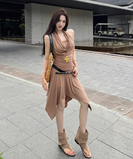 ins 불규칙 다양한 착용 법 허리 주름 디자인 센스 행침 목 여성 드레스 핫걸 순수한 욕망 바람 작은 대중 여름