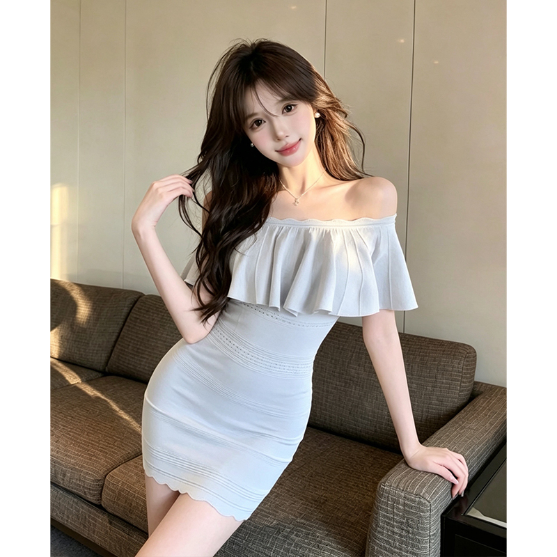 오프숄더 프랑스식 품격 니트 여성 드레스 2026 여름 새로운 프릴 타이트 스커트 허리 수축 슬림해 보이는 미니 스커트