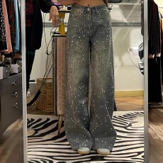 批发好质量复古风设计烫钻爆闪牛仔裤女满天星小众重工宽松千禧直筒裤
