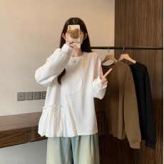 批发洋气减龄白色卫衣打底衫女春季2026新款大码胖mm遮肚圆领长袖上衣