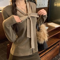 批发红人馆内搭打底衫女2025新款秋<b class='q'>冬</b>长袖t恤设计感酷飒拽姐修身上衣