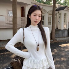 批发芭蕾风蕾丝花边长袖打底衫女2025秋<b class='q'>冬</b>温柔内搭修身显瘦T恤上衣