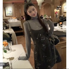 批发芬兰玫瑰吊带裙<b class='q'>冬</b>季韩系气质洋气亮片高级连衣裙254Y4874