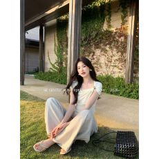 批发法式巨好看的高级斜肩短款上衣女2026夏季新款短袖<b class='q'>小衫</b>设计感小众