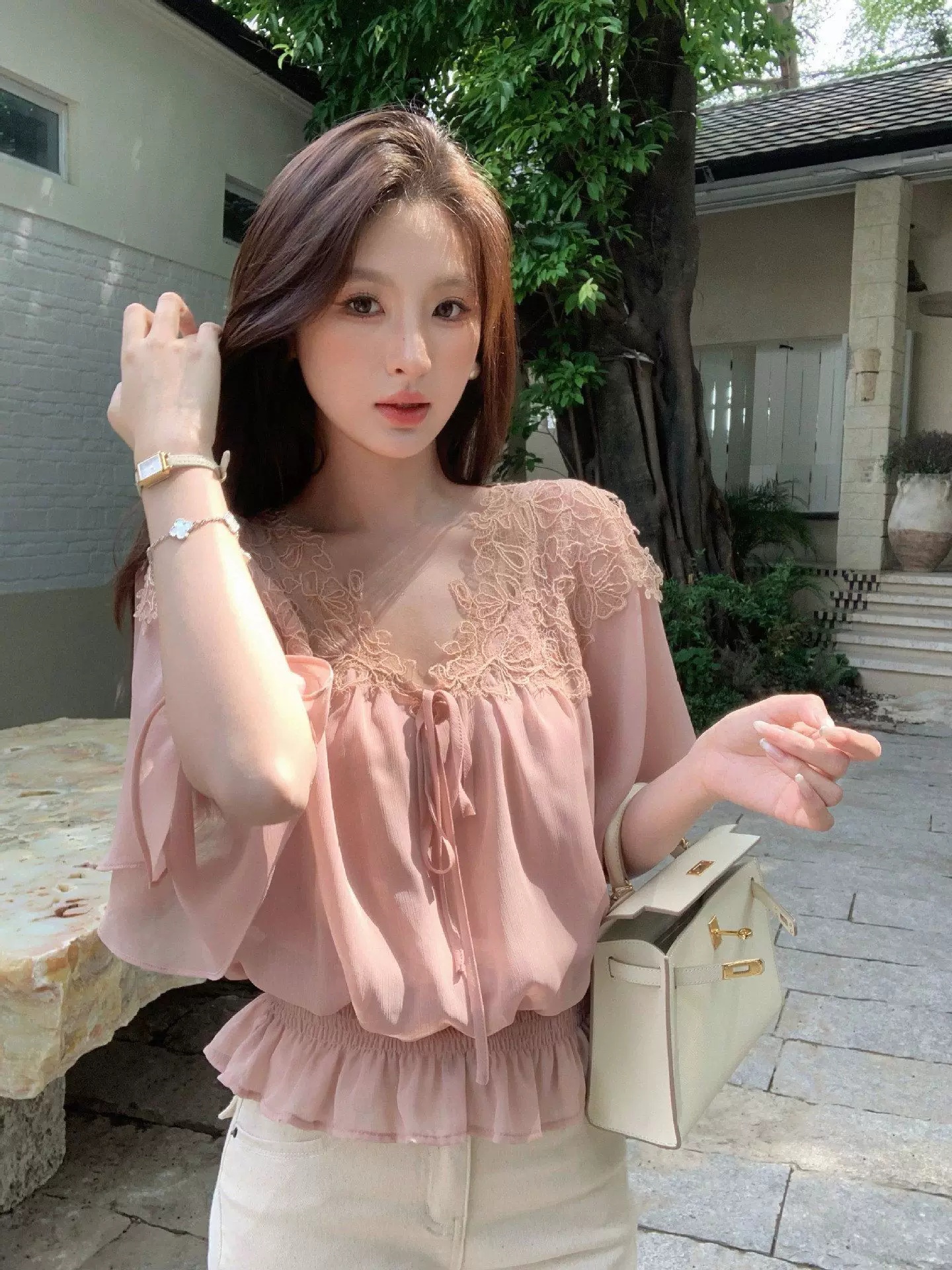 se gentle sun 보여주기 희 희 품격 우아함 자수 레이스업 프릴 쉬폰 블라우스 슬림해 보이는 작은 셔츠 여성