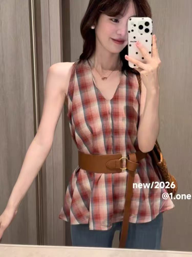 핫걸 레트로 배색 체크무늬 V넥 행침 목 오프숄더 조끼 여성 여름 2026 벨트 포함 허리 수축 슬림해 보이는 맨위