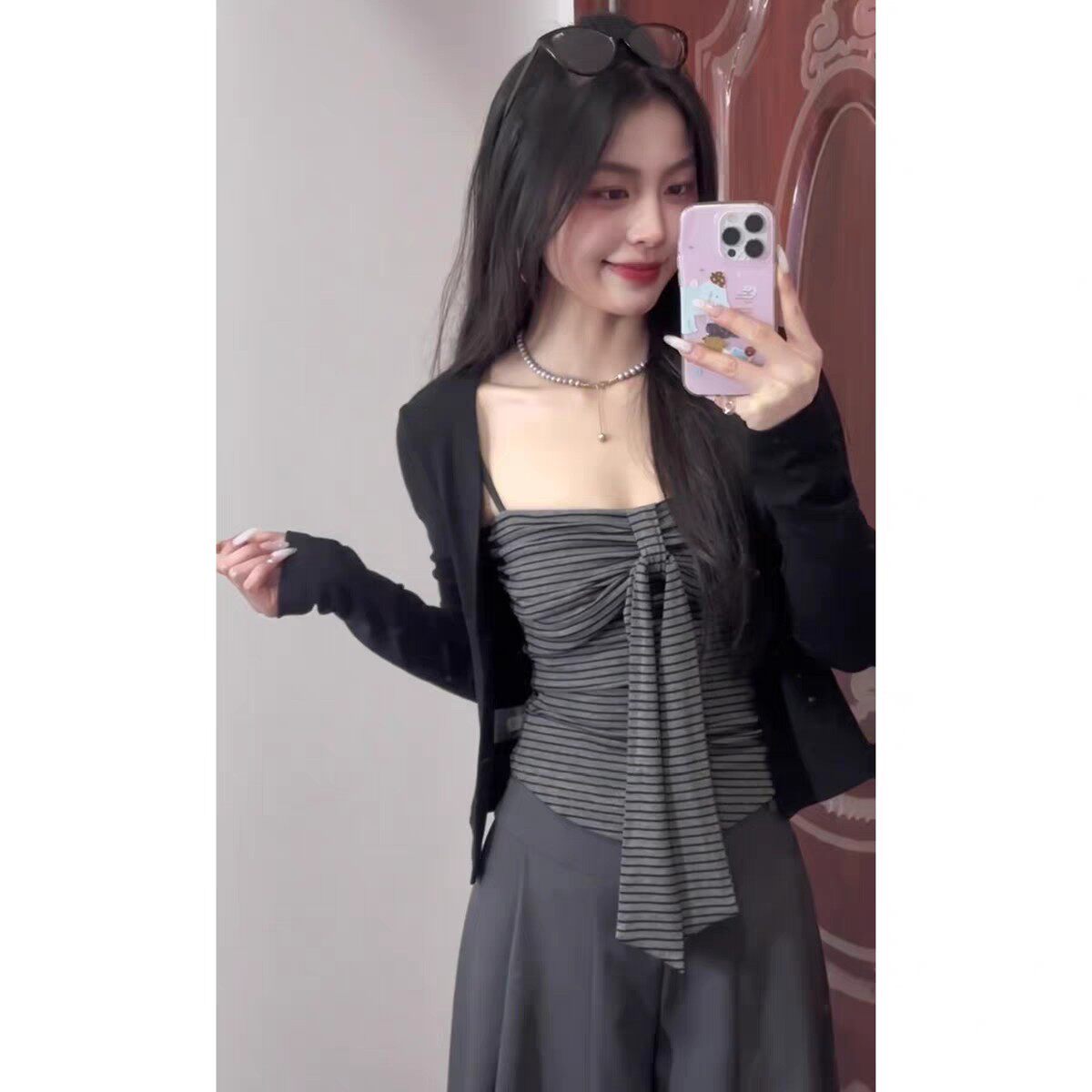 2026 슈퍼 화재 조기 봄 한 부서 ootd 착용 가져 가라. 전체 집합 검정색 오픈 가디건 스트라이프 캐미솔 투피스 슈트