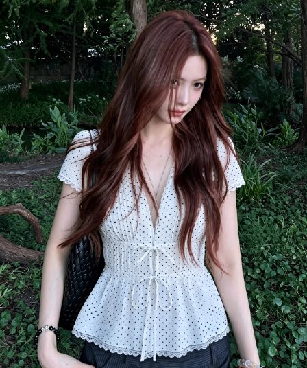 빅 사이즈 통통한 여동생 프랑스식 바람 도트 무늬 레이스 슬림해 보이는 레이스업 쉬폰 셔츠 여름 새로운 코치 아름다운 맨위