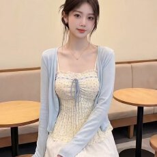 批发2026春<b class='q'>夏</b>新款大码胖mm韩系碎花背心浅蓝色防晒外搭开衫上衣两件套