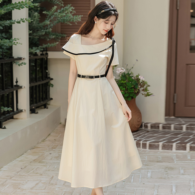 2026 새로운 여름 시간 아직도 느낌 출근 출퇴근 반팔 비스듬한 어깨 품격 새로운 여성 드레스