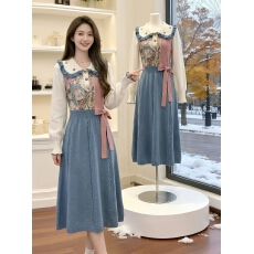 批发复古油画印花针织连衣裙女<b class='q'>秋</b>冬新款氛围感甜美娃娃领毛衣裙子