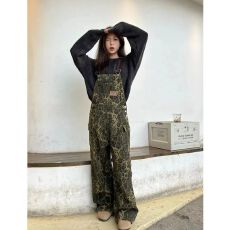 批发美式复古豹纹牛仔<b class='q'>背带</b>裤女秋冬新款可调节宽松显瘦直筒阔腿拖地裤