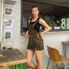 批发2026夏季复古豹纹牛仔背带短裙女新款小个子百搭甜酷辣妹<b class='q'>连体</b>裙裤