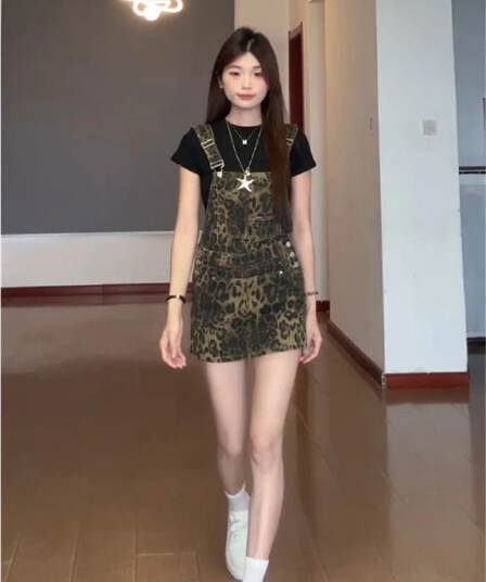 아메리칸 레트로 섹시함 레오파드 무늬 데님 멜빵 스커트 여성 디자인 센스 슬림해 보이는 다용도 여름 몸매 가꾸기 한 마디 치마바지 트렌디