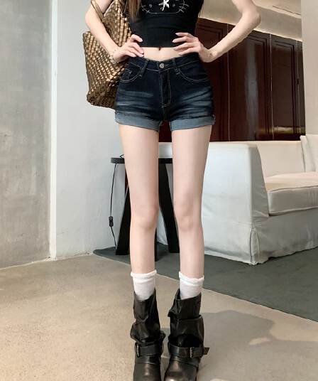 아메리칸 핫걸 하이웨이스트 섹시함 초단바지 핫 바지 청바지 여성 여름 진한 파란색 디자인 센스 볼륨 측면 짧은 바지