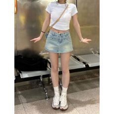 批发2026夏季复古蓝色<b class='q'>牛仔</b>半身裙裤女设计感高腰裤裙防走光包臀短裙