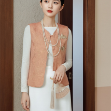 批发新中式风马甲套装女春<b class='q'>秋</b>盘扣刺绣中年小个子妈妈装端庄大气上衣潮