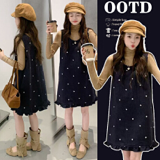 批发孕妇<b class='q'>正品</b>韩系刺绣爱心装饰背心呢料无袖<b class='q'>连衣裙</b>套装