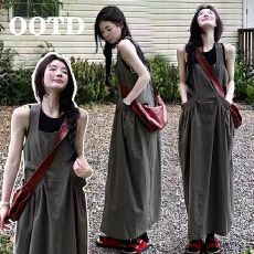 批发孕妇灰绿长款方领H型扭结<b class='q'>无袖</b>挂脖<b class='q'>连衣裙</b>+短袖T恤套装