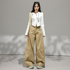 批发5744设计感美式卡其色辣妹弯刀裤百搭<b class='q'>显瘦</b>多口袋阔腿工装休闲裤