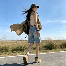 批发高品质涂鸦浅蓝破洞牛仔中裤<b class='q'>女</b>夏新款<b class='q'>韩版</b>宽松气质百搭（配腰绳）