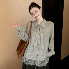 批发实拍 法式慵懒设计感洋气<b class='q'>蕾丝</b>拼接长袖衬衫女2026春户外百搭上衣