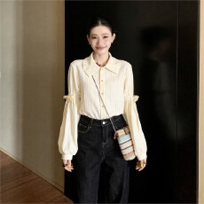 批发实拍 复古宽松百搭条纹设计感<b class='q'>衬衫</b>女2026春洋气时髦宽松百搭<b class='q'>衬衣</b>