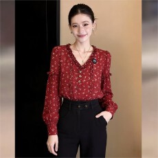 批发实拍 时尚气质飞飞袖V领设计感长袖<b class='q'>衬衫</b>2026春季轻薄款宽松<b class='q'>衬衣</b>