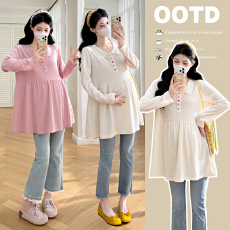 批发实拍新款春季减龄孕妇上衣宽松针织彩扣娃娃衫