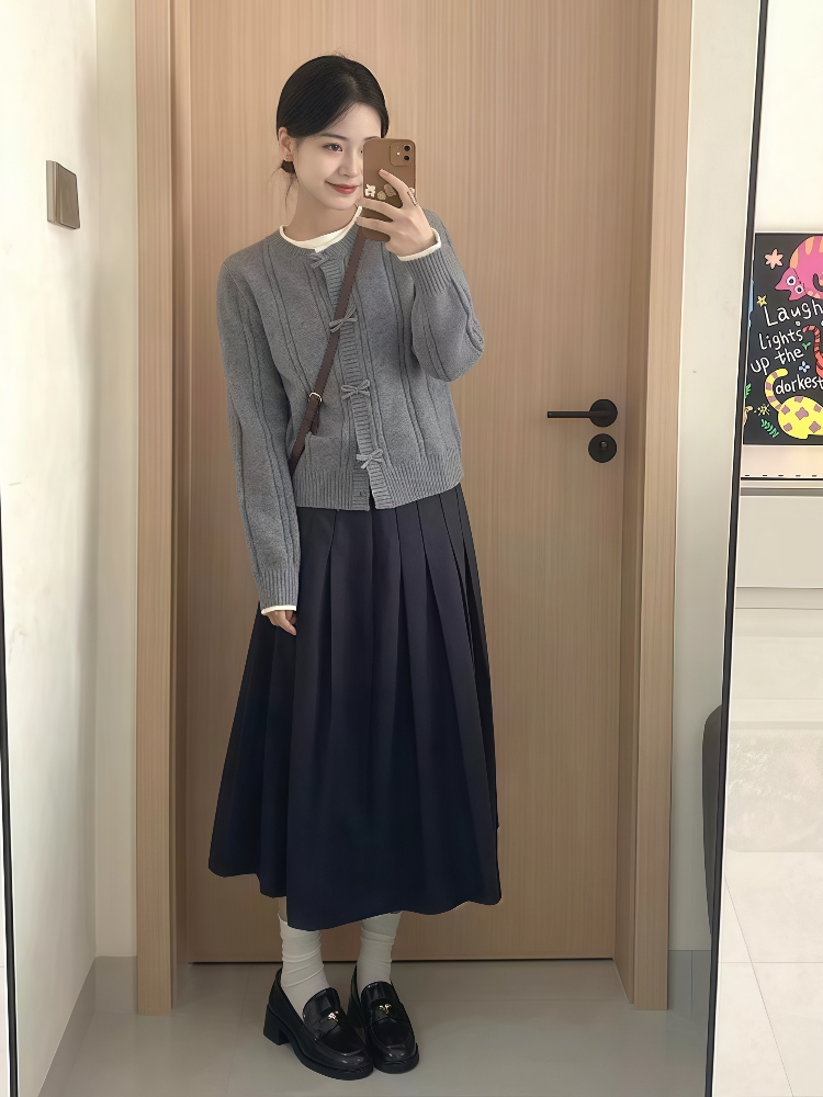 2025一整套穿搭韩系高级感轻熟风独特绝美小香风针织衫套装三件套