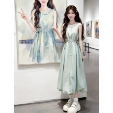 批发薄荷绿色无袖背心连衣裙女夏季2026新爆款小个子收腰显瘦花苞<b class='q'>长裙</b>