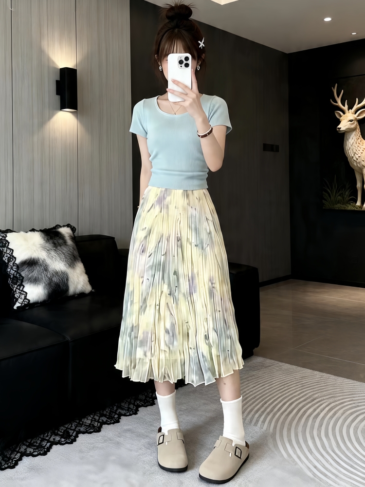 2026新款夏季轻熟小众不撞款独特绝美小个子短袖上衣半身裙两件套