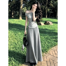 批发初夏绝美套装女2026年新款设计感蕾丝斜肩上衣高腰半身裙两件套潮