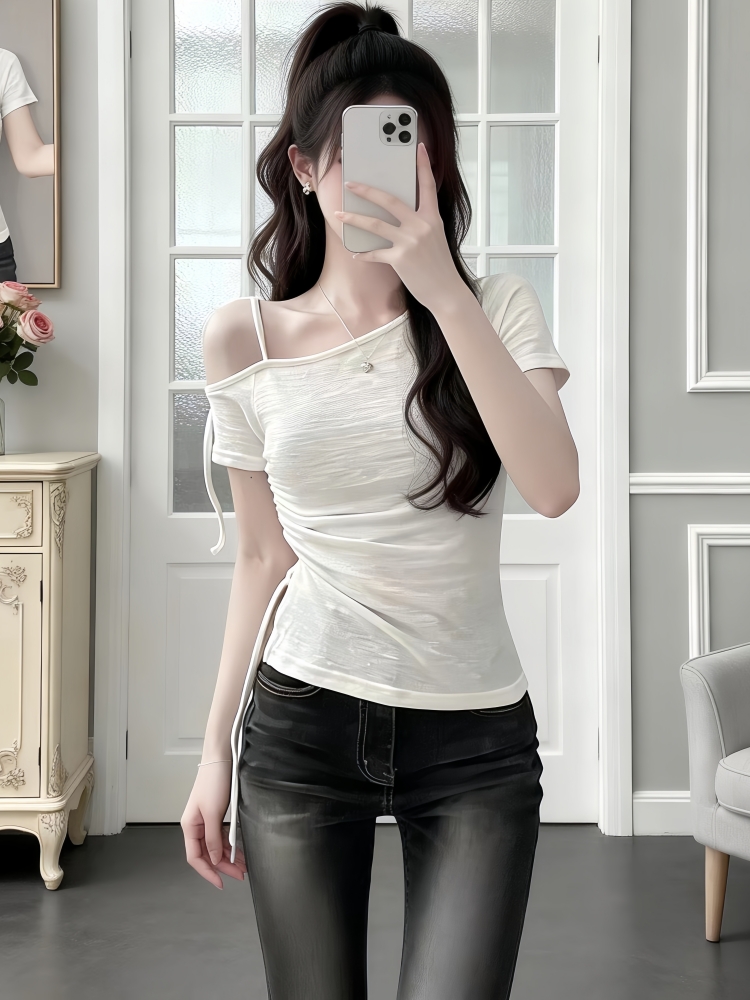 여름 디자인 센스 비스듬한 칼라 레이스업 측면 펌프 로프 몸매 가꾸기 다용도 티셔츠 여성 순수한 욕망 이슬 쇄골 허리 수축 반팔 맨위