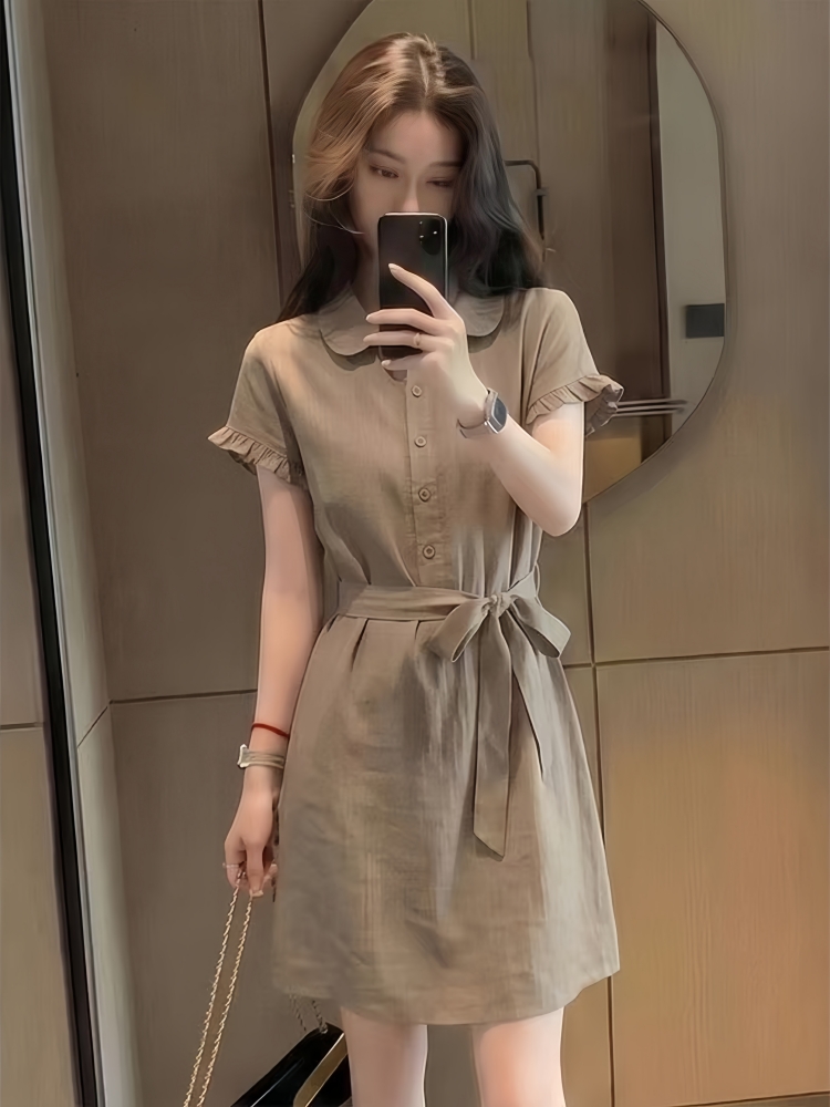 新款气质超火绝美女夏季翻领收腰...