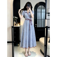 批发夏装法式格子<b class='q'>连衣裙</b>女2026新款温柔风漂亮梨型身材遮跨气质长裙子