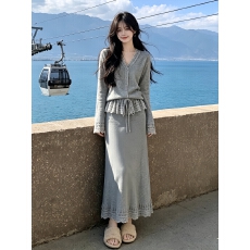 批发搭配一整套法式慵懒风<b class='q'>宽松</b>镂空设计感软糯针织毛衣半身裙两件套装
