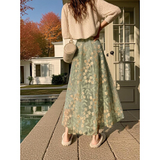 批发实拍重工复古刺绣网纱半身裙子女2025秋冬高腰显瘦超仙a字百褶裙