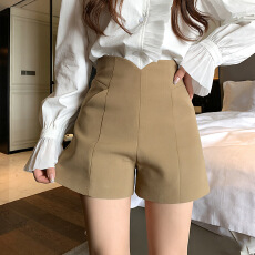 批发实拍<b class='q'>白色</b>高腰显瘦西装<b class='q'>短裤</b>女2026春季外穿休闲百搭女团裤子阔腿裤