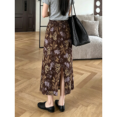 批发实拍印花半身裙女夏季褶皱2026新款巨好看碎花直筒a字裙包臀裙子