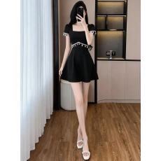 批发实拍大码女<b class='q'>装</b>夏季新款贝壳流苏时尚轻奢气质修身显瘦两件套套<b class='q'>装</b>