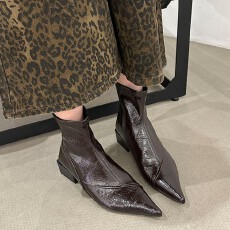 2025秋冬新款尖头粗跟短靴女后拉链皮靴高跟鞋货号