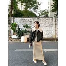 批发韩系气质直筒<b class='q'>包臀</b>燕麦色针织<b class='q'>半身</b>裙