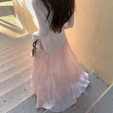 批发气质简约松紧腰褶皱半身裙女2026<b class='q'>春</b>季新款修身显瘦温柔小个子长裙