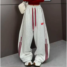 批发2026新春穿搭休闲阔腿运动裤女宽松显瘦明线拼筋条拽步舞两穿长裤