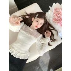 批发白色磨毛<b class='q'>蕾丝</b>拼接上衣女冬轻奢高端独特漂亮减龄气质掐腰法式衬衫