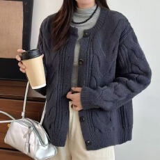 批发超推荐 <b class='q'>韩国</b>秋冬新款小香风单排扣毛衣针织衫外套女