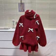 批发圣诞新年红2025新款毛衣蝴蝶慵懒宽松上衣+短裙+围巾三件套