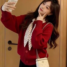 批发韩系少女甜美风圣诞氛围感红色<b class='q'>针织</b>毛衣女秋冬新款设计感宽松上衣